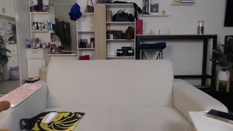 Snapshot of plasticgirll chatting on January 18, 7:10 pm plasticgirll online show from January 18, 7:10 pm