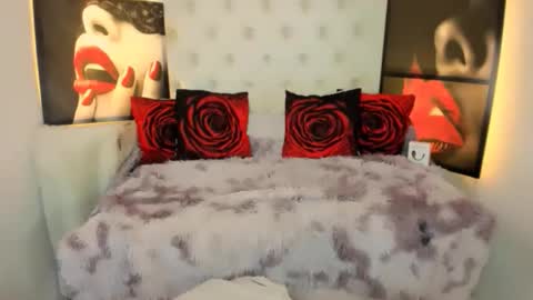 jen online show from March 1, 8:25 pm