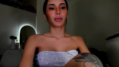 Jovill Mays online show from November 13, 7:39 am