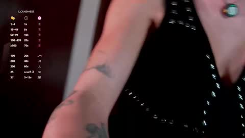 Nora online show from March 27, 5:47 pm