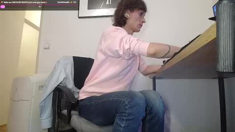 Snapshot of princeofprague420 chatting on October 3, 5:35 pm Prince Of Prague online show from October 3, 5:35 pm