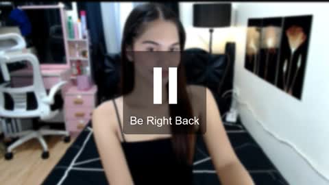 Snapshot of princess_018 chatting on October 17, 1:09 am Shane online show from October 17, 1:09 am