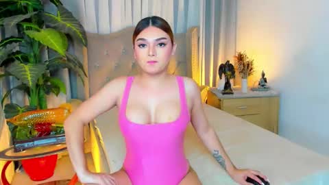 PrincessDONT FORGET TO FOLLOW ME online show from October 17, 11:47 am