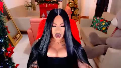   online show from December 23, 5:45 am