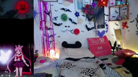 purplekattlyn online show from April 18, 12:12 am