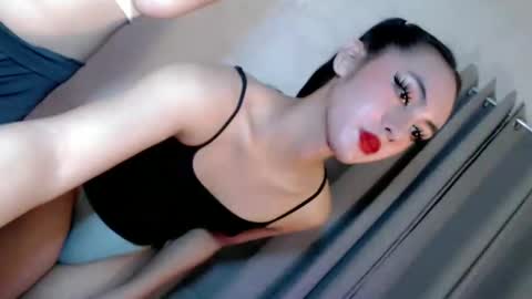 queen_danaya online show from December 5, 7:58 am