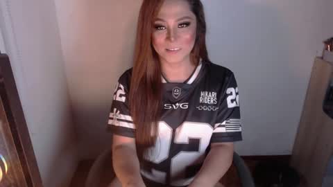 Snapshot of queen_of_all_queens chatting on October 8, 1:34 pm samantha online show from October 8, 1:34 pm