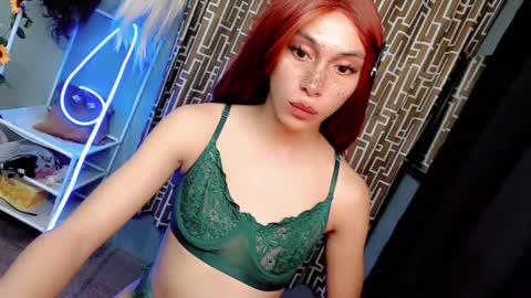 just call me QUEEN and ill be there online show from November 7, 11:54 am