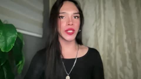 QUEEN online show from March 22, 4:11 pm