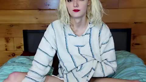 Snapshot of rachelxprice chatting on January 16, 7:41 pm Rachel Price online show from January 16, 7:41 pm