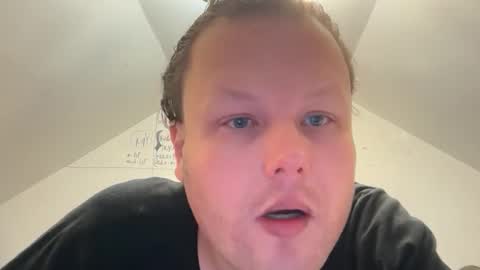 raeganv online show from February 12, 11:38 am