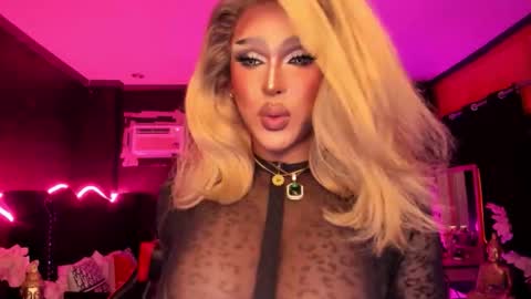 Snapshot of real_dom_phuta chatting on September 10, 2:10 am Miss Katrina De Futah Goddess of HELL online show from September 10, 2:10 am