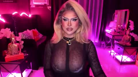 Snapshot of real_dom_phuta chatting on September 16, 10:31 am Miss Katrina De Futah Goddess of HELL online show from September 16, 10:31 am