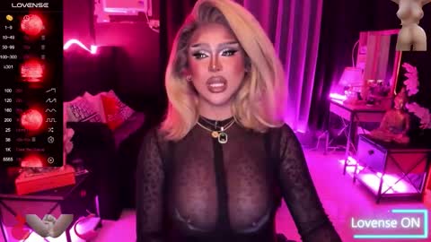 Snapshot of real_dom_phuta chatting on September 19, 11:05 am Miss Katrina De Futah Goddess of HELL online show from September 19, 11:05 am