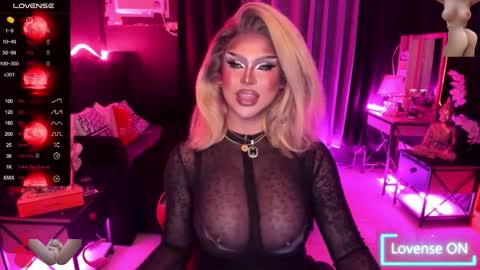 Snapshot of real_dom_phuta chatting on September 29, 12:38 pm Miss Katrina De Futah Goddess of HELL online show from September 29, 12:38 pm