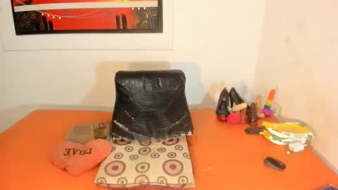 Snapshot of rebecabanks chatting on February 24, 12:41 am rebecabanks online show from February 24, 12:41 am