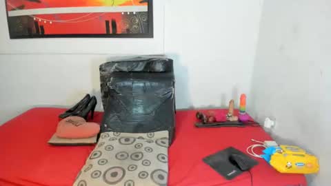 rebecabanks online show from November 10, 12:55 am