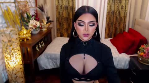 Snapshot of red_ivyy chatting on January 25, 10:40 am AsianRedivy online show from January 25, 10:40 am