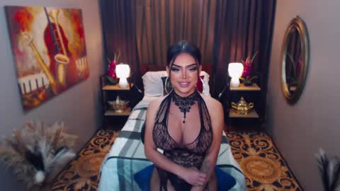 Snapshot of red_ivyy chatting on February 5, 7:53 pm AsianRedivy online show from February 5, 7:53 pm