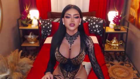 Snapshot of red_ivyy chatting on September 27, 9:24 pm AsianRedivy online show from September 27, 9:24 pm
