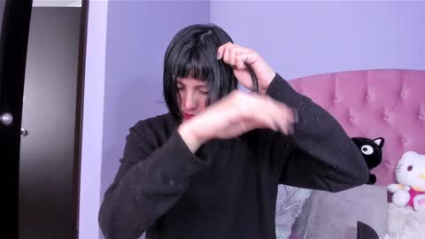 Snapshot of room312_ chatting on December 28, 6:29 pm Twelve 3 Inst Twelve 312002 Twitter Room312 2002 online show from December 28, 6:29 pm