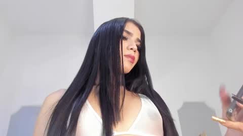 roxana_scott1 online show from June 3, 3:52 am