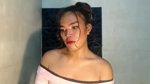 royaltymarcela6969 online show from October 15, 1:00 pm