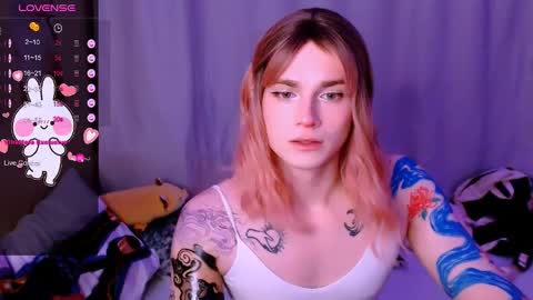  Alice  online show from April 3, 5:44 pm