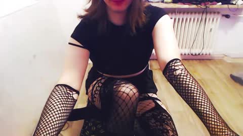 Angel Dust online show from February 7, 9:26 am