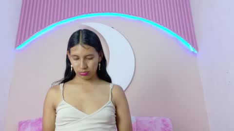 samanthalaurent online show from May 15, 8:50 pm