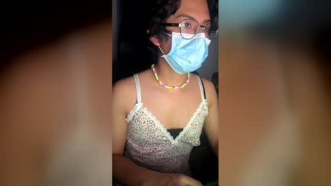 Santi Femboy online show from June 3, 5:42 am