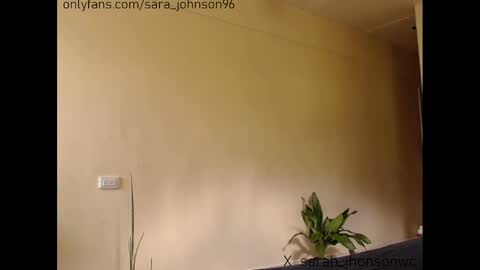 Snapshot of sara_johnson__ chatting on January 23, 3:22 pm sara_johnson__ online show from January 23, 3:22 pm