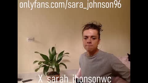 Snapshot of sara_johnson__ chatting on February 3, 3:27 pm sara_johnson__ online show from February 3, 3:27 pm