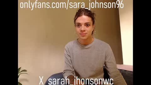 Snapshot of sara_johnson__ chatting on February 5, 1:44 pm sara_johnson__ online show from February 5, 1:44 pm