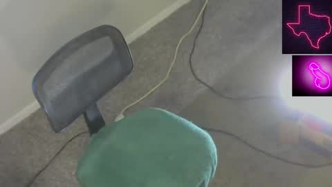 Cait or Caitlin online show from January 11, 8:10 am