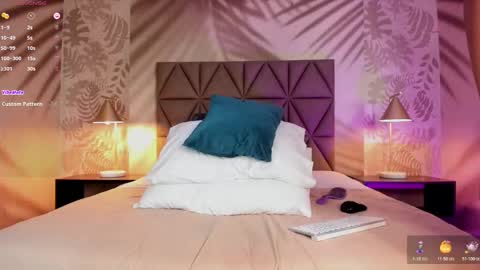 Scarleet online show from October 28, 8:17 pm