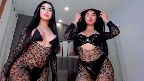 ur sweetest scarlet online show from March 7, 7:22 am