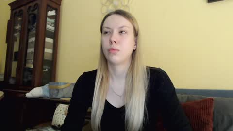 Scarlett online show from February 2, 4:11 pm