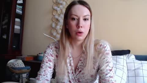 Scarlett online show from February 19, 11:49 am