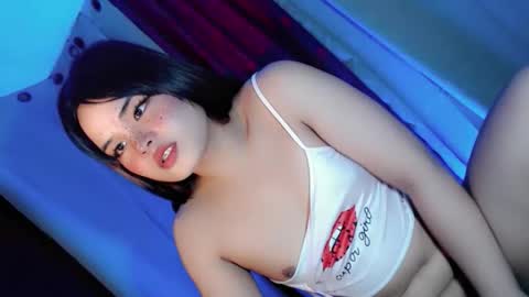 kwen online show from February 5, 7:08 pm