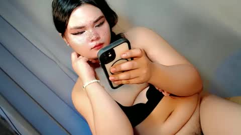 kwen online show from May 7, 6:59 pm