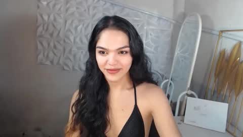 Bella online show from May 20, 2:07 am