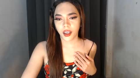 Snapshot of sexygoddess_tyra chatting on March 4, 9:52 pm TYRA 3 online show from March 4, 9:52 pm