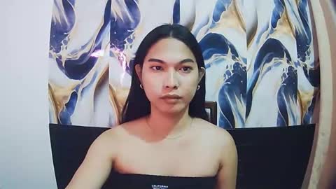 sexypetiteraine online show from April 22, 12:23 pm