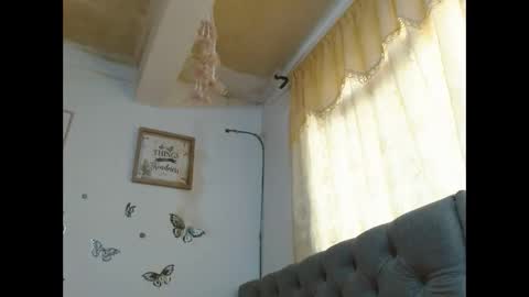 Snapshot of sexysafiravenus chatting on October 30, 6:18 pm Venus Independent Model online show from October 30, 6:18 pm