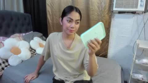 Snapshot of sexyxenaaa chatting on October 16, 4:29 pm Xenaaa online show from October 16, 4:29 pm
