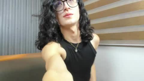 shammy_rosse online show from May 20, 2:07 am