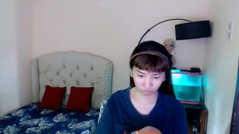 SHANTA FOX  s online show from March 18, 4:24 am