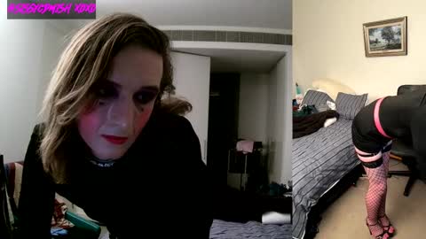 SissyCDMish online show from October 17, 3:15 pm