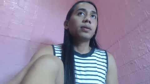 skinnybigcock_georgia online show from February 24, 10:03 pm